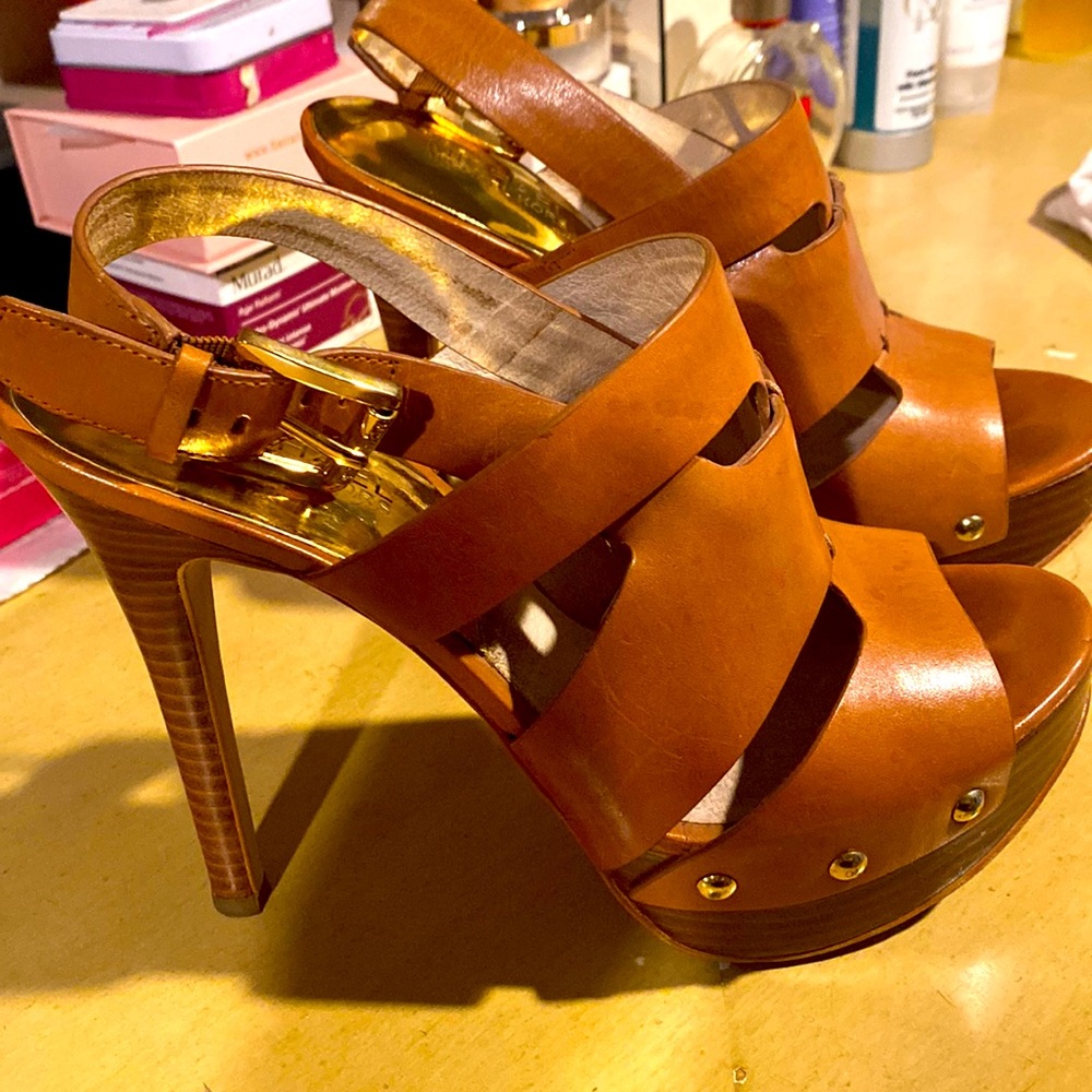 Michael Kors platform